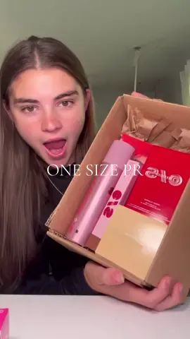 GUYS THIS IS NOT REAL IM SHOCKED😭 #microinfluencer #microinfluencertiktok #prunboxing #pr #haul #prhaul #onesizebeauty #onesizesettingspray @ONE SIZE BEAUTY @One Size 