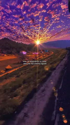 AMORE🫀 #frasicanzoni #amore #musicaitaliana #disordineincielo 