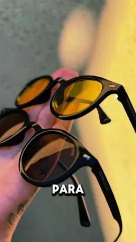 ✨ Destaque-se com o óculos Shanghai! ✨ Nosso modelo exclusivo é perfeito para quem busca estilo e autenticidade. Disponível com armação preta e lentes amarelas ou marrons. 😎🔥 Garanta o seu agora na sunnie e veja o mundo de uma forma diferente! #sunniesideup #ÓculosShanghai #Estilo #Exclusividade #LimitedEdition #lenteamarela 