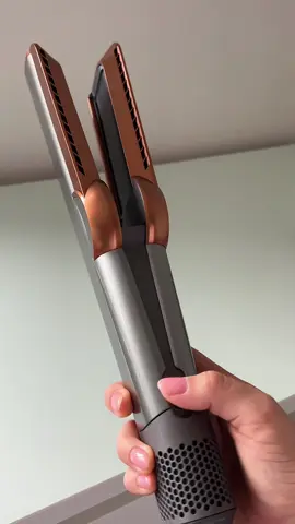 My new toy🥲 Honestly THE best thing ever. @Dyson #dysonairsrait #unboxing #hairtiktok #hair #justagirl #healthyhair #heatlesshair #haircare #dyson #curlyhair #straighthair (gifted/pr) 