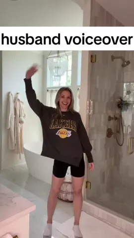 When you dont let him watch the video before narrating #voiceover 