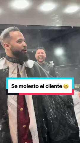 Se molesto el cliente 😬😬 #humor #risa #barber #meme #viral  