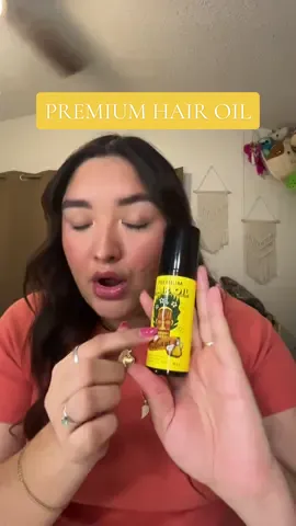 Yall i never put anything in my hair but even when im not using heat i still apply this product when i get out the shower and leaves my hair with no frizz i love 💛!! #frizzyhair #hairoil #hairtips #fyp #foryoupage @Mediall Korea 