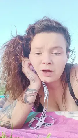 going live who thought it would be so hard...#golive #fypage #fyp #momtok #foryoupage #MomsofTikTok #letsbefriends #makemecrazy #auntsoftiktok #fyppppppppppppppppppppppp #internetsucks 