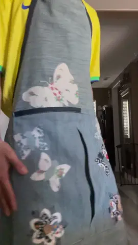 Sewed my first apron, boro style 🌸✨ follow @under1world on instagram, link on my page.  #underworld  #foryou  #foryoupage  #sewing  #handmade  #butterfly  #inspirational #creative  #sustainablefashion  #fashiondesign  #fashiontiktok  #sewingtiktok  #boro  #handmade  #quilting  #DIY  #fypage  #fabric  #dog  #flowers 