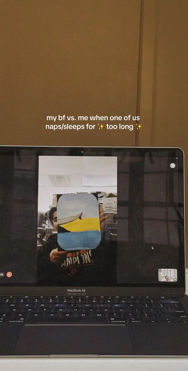 that’s on different timezones! btw he’s still alive :)