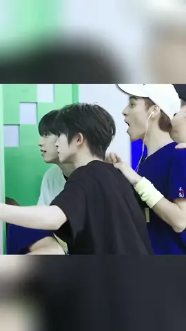 Tình cảm cô trò của Cúc Tịnh Y và Lưu Vũ thật là đẹp#Jujingyi #cuctinhy #鞠婧祎#jjy#Luuvu #🥀kiku💞_team🍊#kt_team🥀💐 #yame_🍭🥑 #xuhuong2024 #xh #xuhuong #xuhuongtiktok #🎀T_Lynn✨ #✨Ly_Kiku♡ #✨Family_jjy✨ #💛tiểu_mật_quất💛 #🍊mậtquất❄️khảlộlệ🍮 #🍑Cam_đào🍑 #🥀gia_đình_hoa_ngữ🥀 #🍧Kem_Sođa🍧 #🌱👑bạch_ly👑🌱#op_🍒 