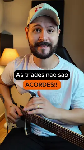 Tríades não são apenas acordes! Existe muito mais por trás delas.#guitar #guitarra #professordeguitarra #aulasdeguitarra 