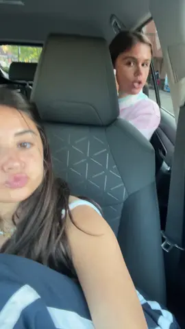 Happy sr year🔜🤸🏻‍♀️🤸🏻‍♀️