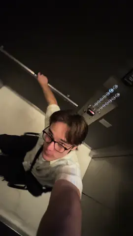 Quick little trip to Melbourne for the @RISING festival, with @Marriott Bonvoy . There’s a whole lot to see, and it’s on till June 16, so check something out if you’re around. #Melbourne #gifted #Rising #VisitVictoria 