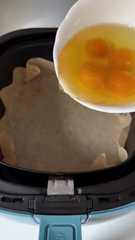 Juicy and Fluffy Air Fryer Omelette 🥕🌶️🌱 •Quick and easy •High in protein •No mess, no stress Omelettes are not just for breakfast! They are fabulous for lunch and dinner too, especially when you are short of time. Ingredients: -4 eggs -1/2 courgette, cut into matchsticks  -1 carrot, cut into matchsticks  -1/2 red bell pepper, chopped -2 spring onions, finely chopped  -grated cheese -salt and pepper -a drizzle of olive oil -fresh parsley  Instructions: 1. Add the eggs together with veggies into the air fryer pan lined with parchment paper and brushed with a drizzle of olive oil. 2. Season with salt and pepper and mix well to combine. 3. Add grated cheese on top and cook for 12-15 minutes at 180°C/356°F.  4. Sprinkle fresh parsley, slice and serve. Enjoy! #airfryer #omelette #healthyfood #EasyRecipes #highinprotein #DinnerIdeas #cooking #easymeals #fridayvibes 