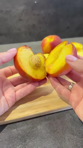У мене сьогодні був персиковий настрій🥰🍑 ⠀  ⠀  #українськийтікток #україна #смачно #рецепт #рек #хочуврек 