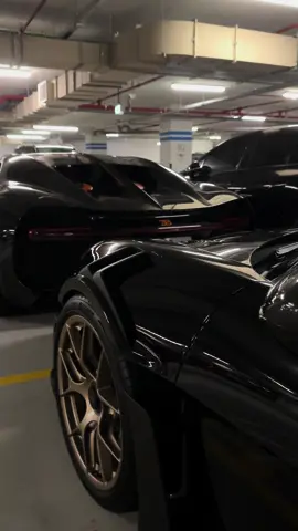 Black bug… #bugatti #chiron #black #orange #1500 #w12 #fyp #foryou #foryoupage #fry  #frypgシ #viral #blowthisup #cars #carsoftiktok #dubai #spotting #filming #crazyrich #spots