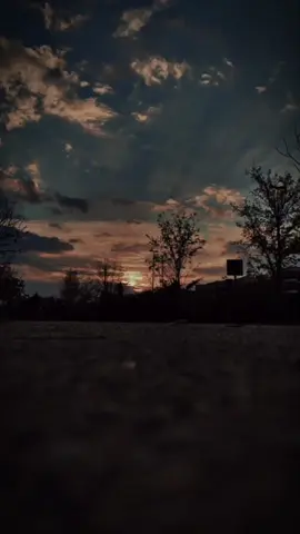 Flechazo en el centro_Ysy A #ysya #strak96 #dedicar #fyp #lyrics #musica #rolitasparadedicar #foryoupage #rolitas #fypシ゚viral #music 