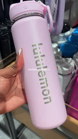 I had to get a fanny pack and key chain 🤭 they’re all so cute!  #shopping #fyp #minivlog #contentcreator #blackgirl 