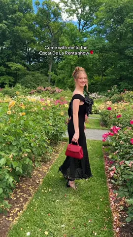 spend the day with me🌹 @Oscar de la Renta #botanicalgarden #Runway #Vlog 