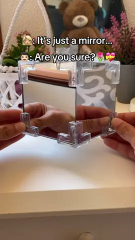 Who has to gift you one like this?🎁 #tulips #lamp #gift #couple #mirror give the person you love a very special gift, it has an infinite tulips effect, and when you stop it, it transforms into a mirror.