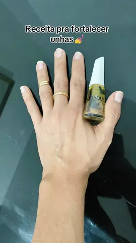 Testando Receita pra fortalecer unhas 💅 #risque #receita #unhas  #alho #cravos #foryou #receitaprafortalecerunhas #receitanatural #receitacaseira #unha #unhasnaturais #tiktokreceitas #status #statusvideo #statuswhatsapp #statusparawhatsapp #receitasfaceis #esmalte #viraltiktok #viral 