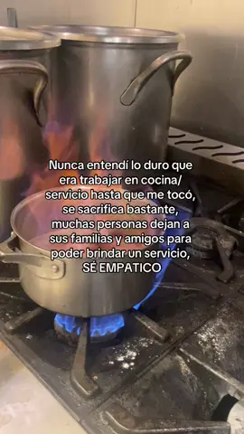 Lo hacemos con mucho amor #estudiantedegastronomia #chef #gastronomia #cocina 