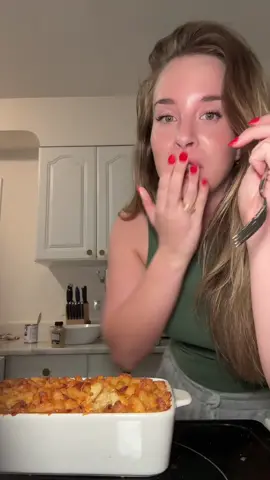 How the famous @Tini👩🏼‍🍳🔥 mac n cheese turned out  . . . #macandcheese #macandcheeserecipe #tinismacandcheese 