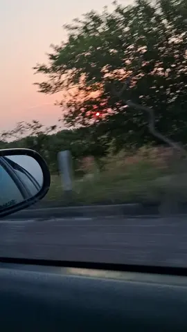 3MSC  something's triggered ceciliakrul #music #lirics #3msc #Love #loveyou #parati #fyppppppppppppppppppppppp 