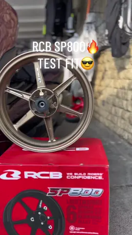 RCB Sp800🔥 #sp800 #rcb #motorcyclesoftiktok #gabrielspaintworks #nmax #fyp 