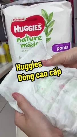 Nếu chưa tìm được loại bỉm đóng cả ngày lẫn đêm, mẹ nên tham khảo Huggies Nature Made này nha!!! #huggies #bimchobe 