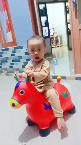 #mainananak #sapi #balonkuda 