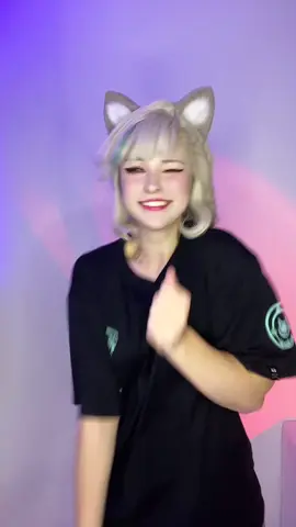 NYA NYA 😺 dc: @Dayana 💜 #cosplay #dancetrend #dance #lynette #GenshinImpact #genshincosplay #lynettecosplay 