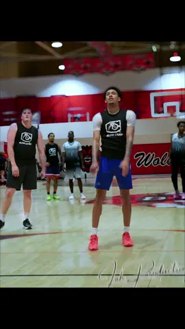 Turning visuals into reality 🤷🏽‍♂️📸 #camera #photography #videography #visual #hoopers #overtime #basketball #leagu #oklahoma #okc #lawtonoklahoma #fortsill #cameronuniversity 