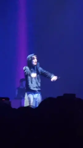 Leo - 131 label #bi #bihypetour2024injkt #concert #leo #traineeA #leon #hanbin #131label #hypetour 