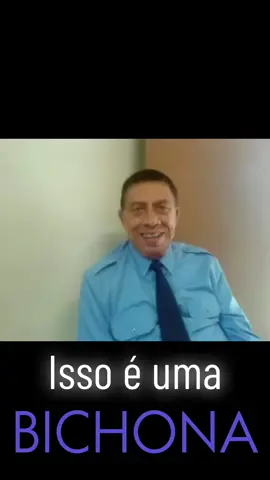 O saudoso comediante Paulo Silvino e o tradicional bordão de seu personagem Severino, o porteiro ‘quebra-galho’: “ISSO É UMA BICHONA”! 🤣 #PauloSilvino #Severino #IssoÉUmaBichona #ZorraTotal #RedeGlobo #Nostalgia #TV #Televisão #Humor #OWashingtonPosta 