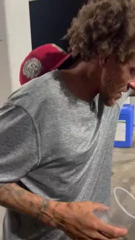🚨Fears grow for ex-NBA star #DelonteWest as he's spotted stumbling and disorientated in concerning parking lot video - days after suffering medical emergency following arrest‼️🚨 He has a young son…ℹ can’t believe no one is concerned about him ‼️‼️🚨