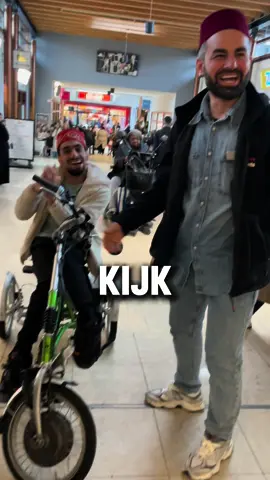 Het is feest met @Akif Andal  #eidmubarak #amsterdam #fyp #kesfet #bayram 