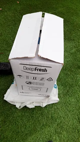 The Best Smelling Multi Surface Wipes Ever #cleaningwipes #wetwipes #cleaning #deepfresh #clean 
