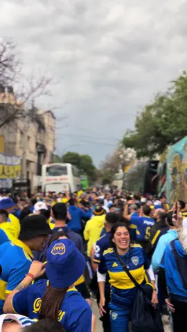 Las previas de boca💛💙 Esto es barrio y carnaval! #Bocajuniors #Xeneize #bocaprevia 