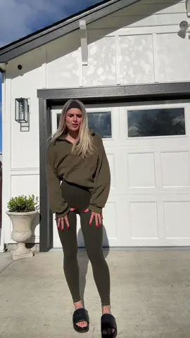 #monochromeoutfit 