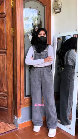 Outfit liburan pakai jumpsuit #jumpsuit #jumpsuitjeans #jumpsuitoutfit #shopmaster 