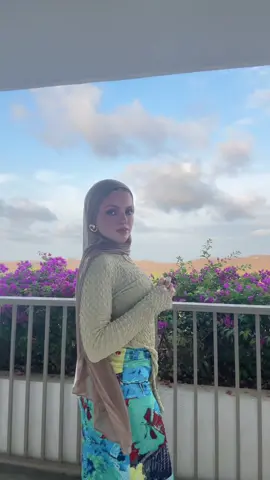 ‏عايشالك أحلى سنين ✧˚ ༘ ⋆｡♡˚ 