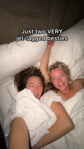 To get over jet lag, one MUST sing @Bridey Drake #brideyandjiny #BestFriends #bestfriendhumor #unhinged 