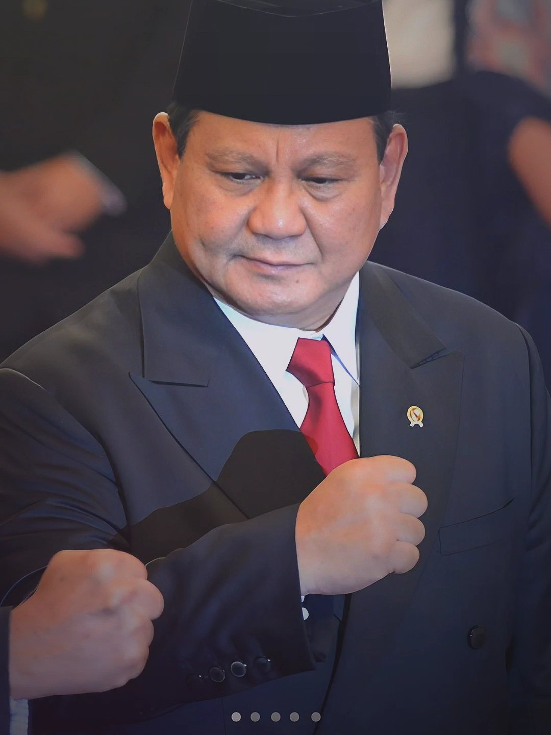 mungkin minggu ini bakal jarang upload. lagi kekurangan foto bapak buat di post, ges 😓 . . #prabowo #prabowosubianto #prabowogemoy #jendral #jendralprabowosubianto