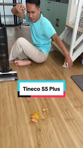Nahan panggil ART 2 bulan, dibulan ke3 bisa dipake ART buat bersih-bersih 😛  #tinecos5plus  #vacuumcleaner #tineco  @tineco_indonesia 