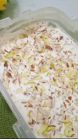 Kulfa Ice Cream 🍦 Subscribe my YouTube channel and Follow me on Instagram #recipes #kulfaicecream #trending #foodies #tiktokrecipes #kulfaicecream #icecream 