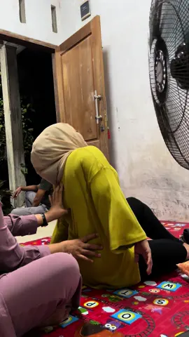 terapi penyempitan saraf tulang belakang/HNP#fyp #beranda #terapisarafkejepit 