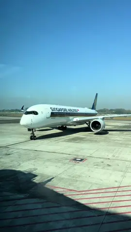 Aviation❤️#fyp #fypシ #myanmaraviation #yangoninternationalairport #boeing777 #c130 #avaiation #trending 