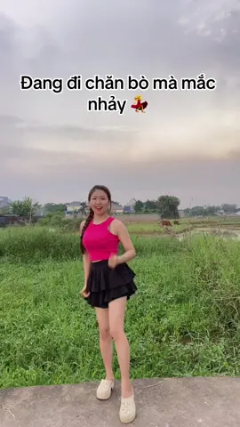 Nay ai méch bố tôi vậy? Ổng gọi bắt tôi về chăn bò hàng xóm kìa 🤣#Summer #trend #tiktok #2024 
