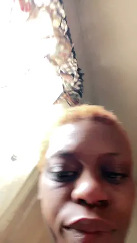 Like folks really getting paid posting their downfall but its okay! But im darkskin so i wont get shit 😂 #lol #fypage #fypシ゚viral #fypp #haha #darkskin #colorism #downfall #makeitmakesense #wow #post #singlemom #smh #homeless 