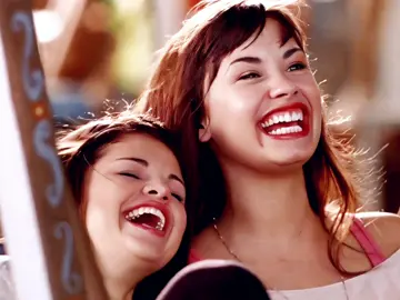 disney it girls / #foryoupage #princessprotectionprogram #demilovato #selenagomez #edit #foryou #fyp 