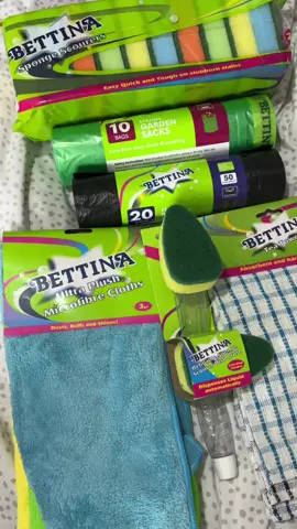 cleaning essentials🧽 #CleanTok #cleaning #newhome #movingout #essential 