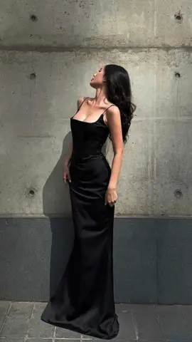 Black dress ✨ #fyp #fypシ #fypage #elegant #oldmoney #chic #detail #details #aesthetic #aesthetic #style #fashion #dress #dresses #blackdress #blackdresses 